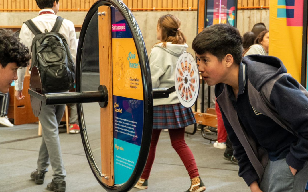 Servicio de Traslado Exposiciones Itinerantes Museo Interactivo Mirador